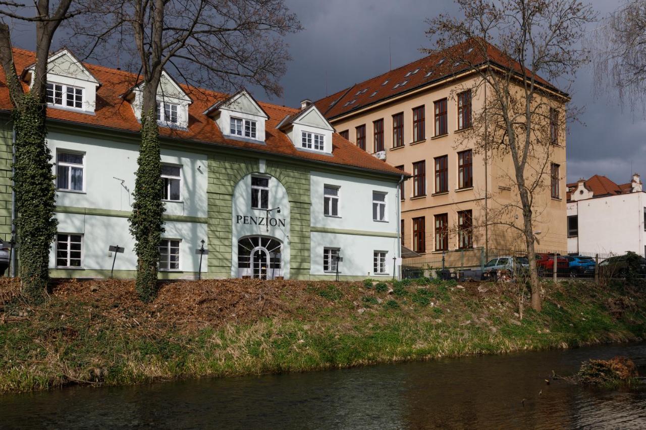 Litvan Sunset Apartments Czeskie Budziejowice Zewnętrze zdjęcie